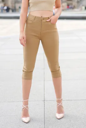 Capris Ultra Stretch Skinny Pants in Khaki