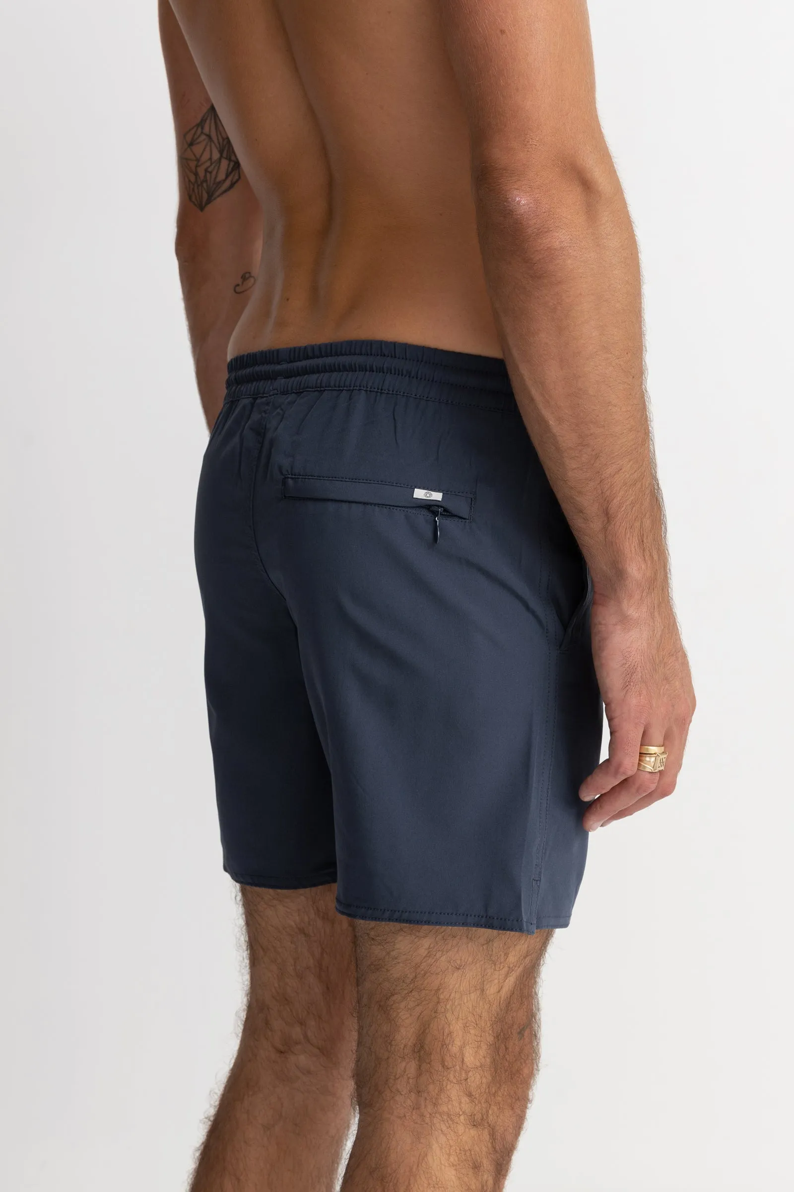 Classic Beach Short Worn Navy