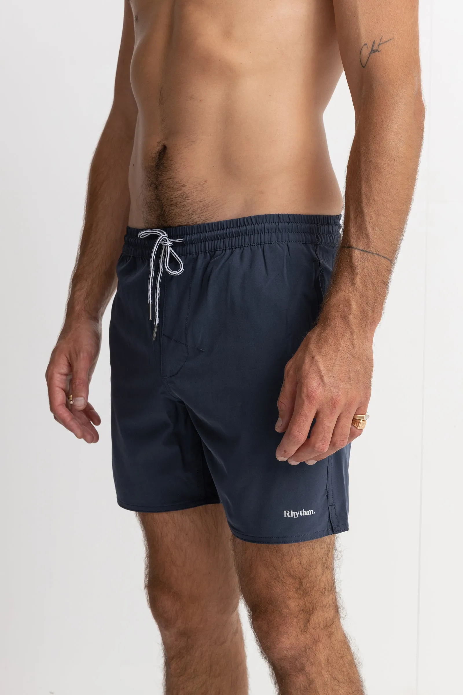 Classic Beach Short Worn Navy