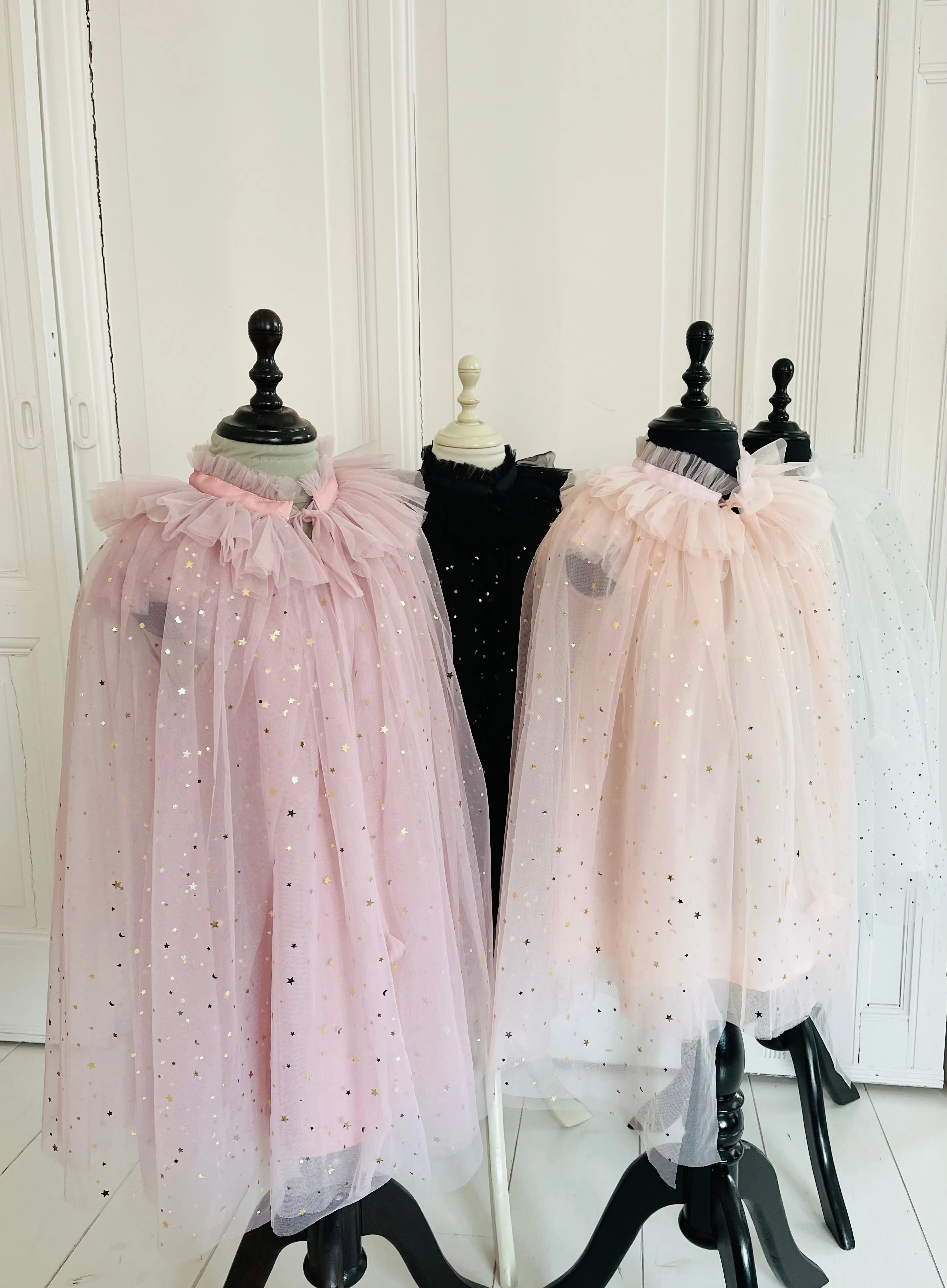 DOLLY® STARS & MOON ⭐️ 🌙 TULLE CAPE ballet pink