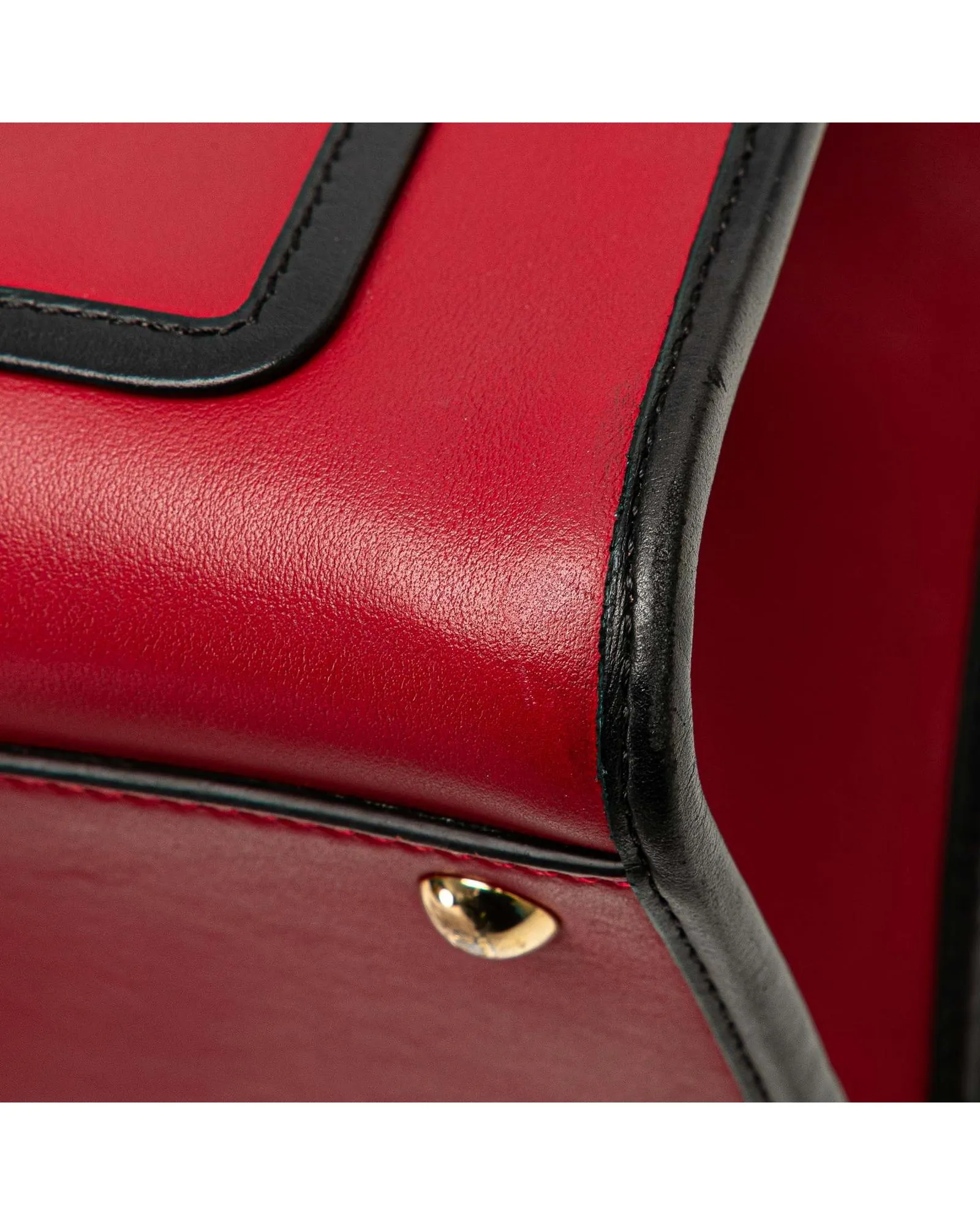 Leather Runaway Satchel with Multiple Pockets
